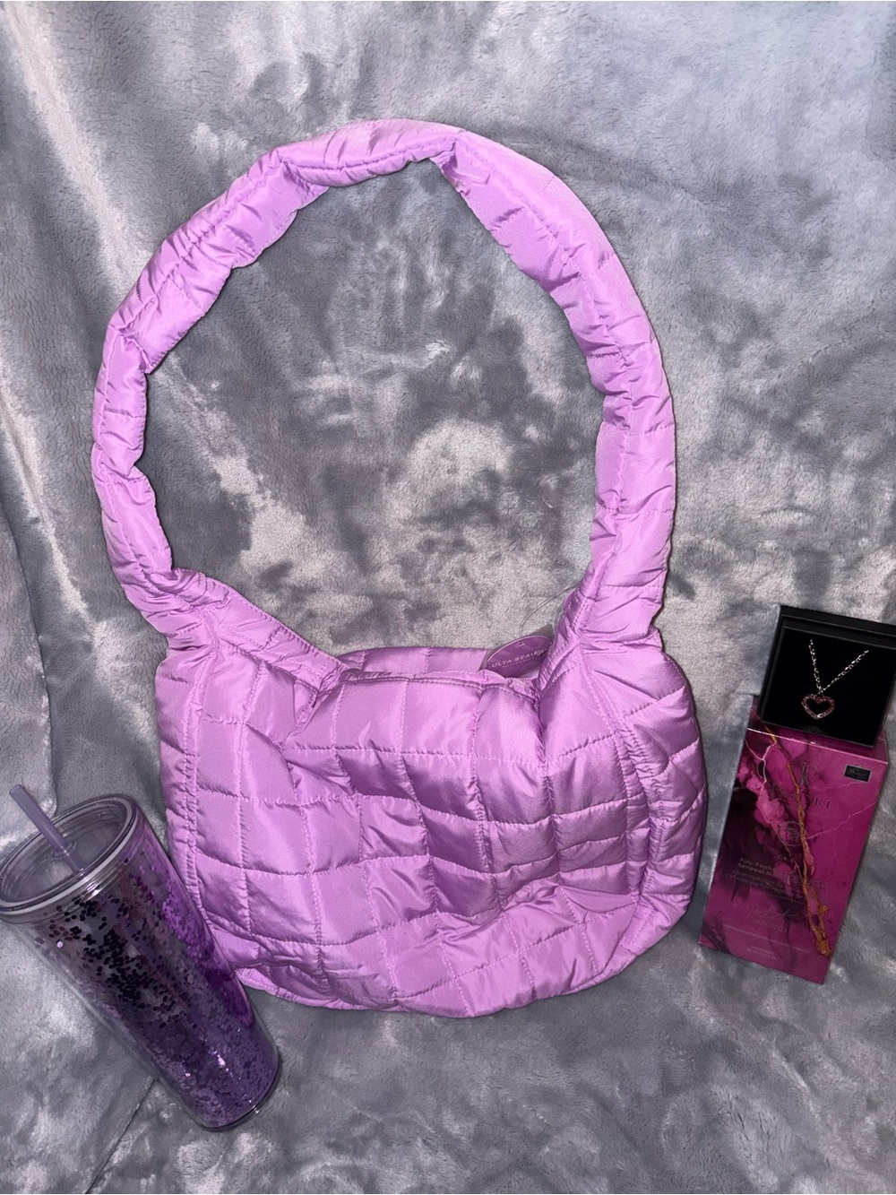COACH BUNDLE, TUMBLER, PUFFY TOTE, COACH NECKLACE, RENEWAL SERUM - Picture 1 of 4